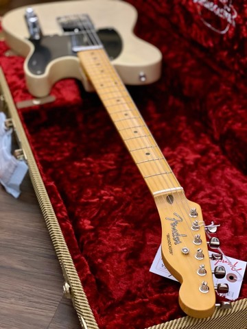 Fender 70th Anniversary Broadcaster - Blackguard Blonde