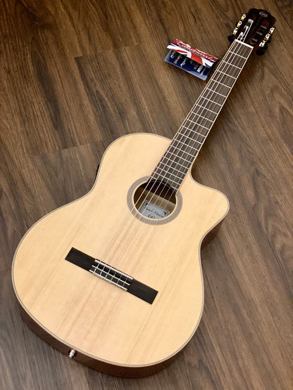 Tanglewood EM DC6 Nylon with Fishman Preamp in Natural
