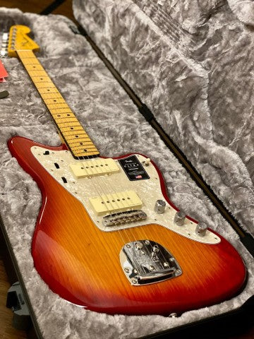 Fender American Ultra Jazzmaster with Maple Fingerboard - Plasma Red Burst
