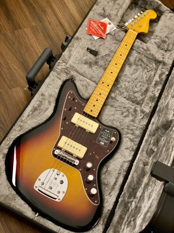 Fender American Ultra Jazzmaster with Maple FB in Ultraburst