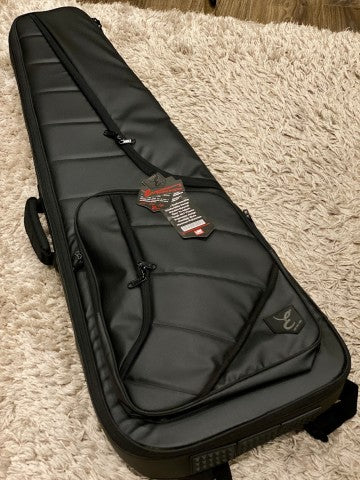 Enormous Premium Gigbag Thermoguard Heat and Water Resistant for Electric Guitar