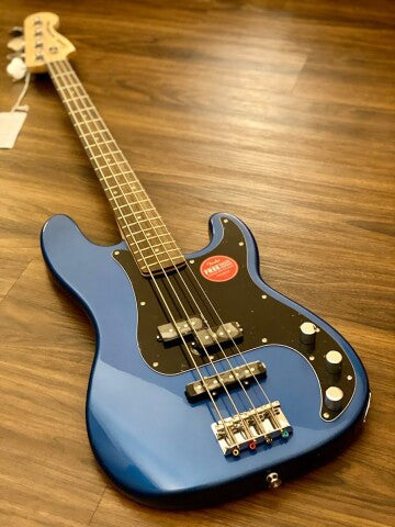 Squier Affinity Series Precision PJ Bass with Laurel FB in Lake Placid Blue