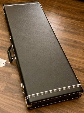 Fender Standard Strat/Tele Guitar Case in Black