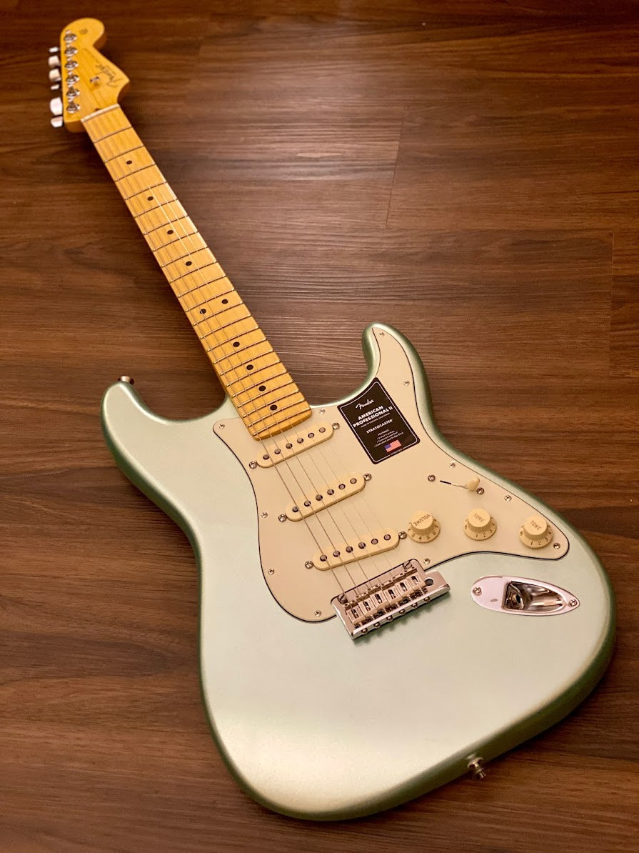 Fender American Professional II Stratocaster in Mystic Surf Green with Maple Fingerboard