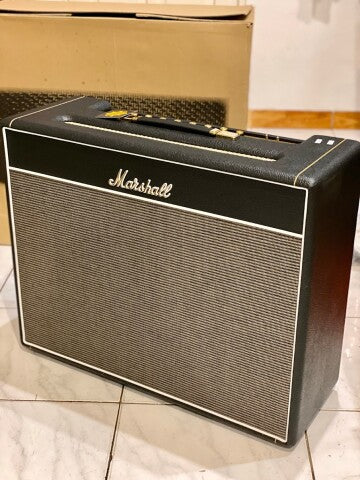 Marshall 1962 Bluesbreaker 30-watt 2x12 inch Tube Combo Amp