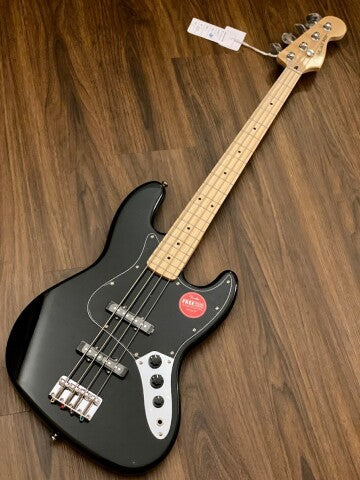 Squier Affinity Series Jazz Bass with Maple FB in Black