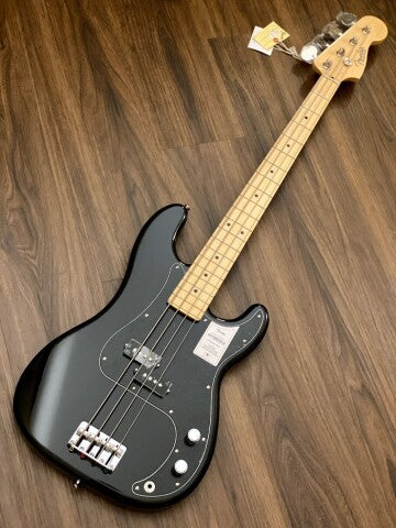 เบส Fender Japan Hybrid II Precision พร้อม Maple FB สีดำ