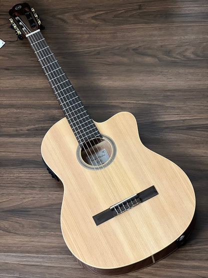 Tanglewood EM DC2 Thinline Nylon with Preamp in Natural