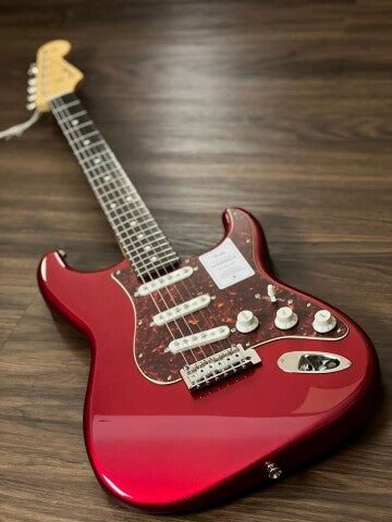 Fender Japan Hybrid II Stratocaster with RW FB in Candy Apple Red