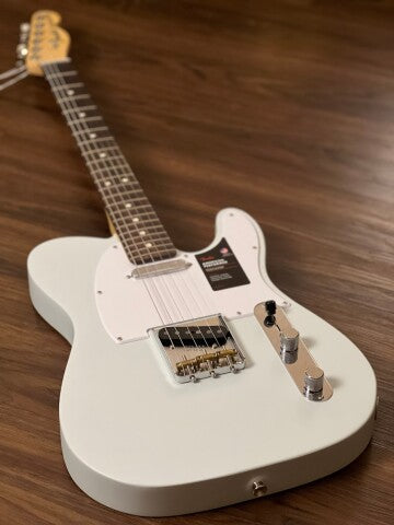 Fender American Performer Telecaster with RW FB in Satin Sonic Blue