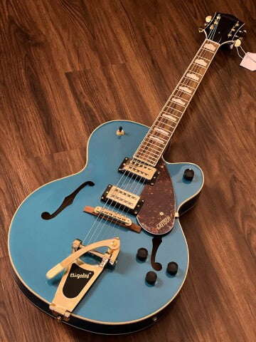 Gretsch G2410TG Streamliner Hollow Body Single-Cut with Laurel FB in Ocean Turquoise