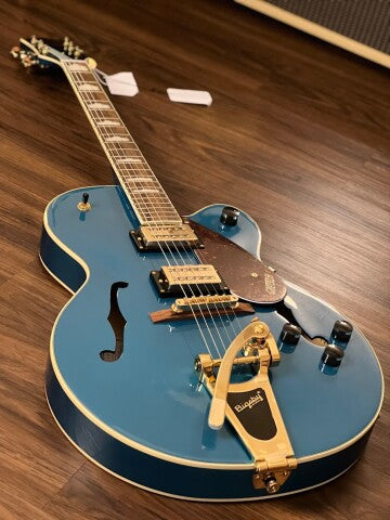 Gretsch G2410TG Streamliner Hollow Body Single-Cut with Laurel FB in Ocean Turquoise