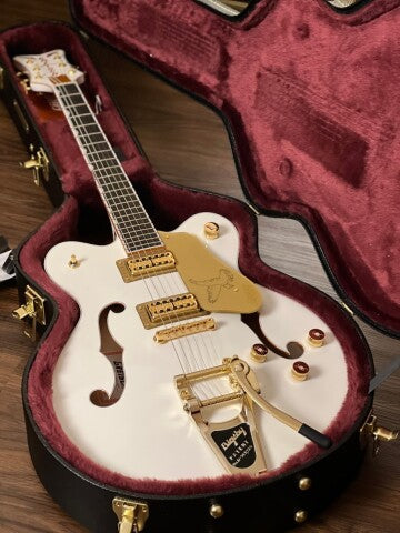 Gretsch G6636T Players Edition Falcon Center Block - White with Bigsby Tailpiece