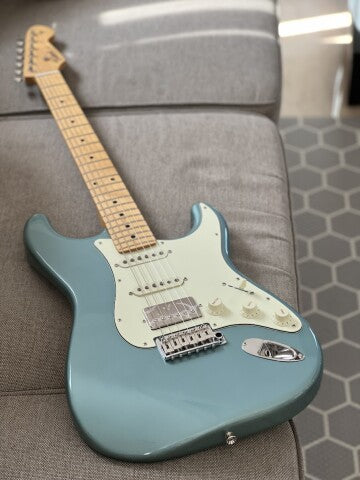 Tokai AST-95SH OTM/M Goldstar Sound HSS Japan in Ocean Turquoise Metallic