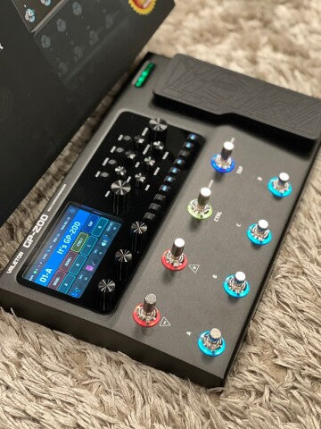 Valeton GP-200 Multi-Effects Processor