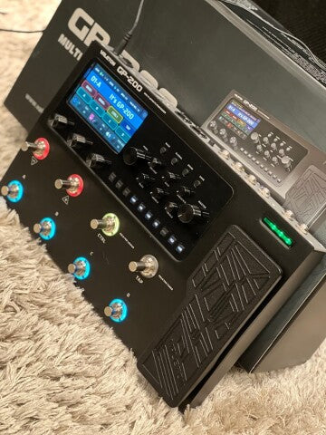 Valeton GP-200 Multi-Effects Processor