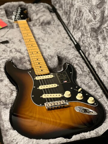 Fender American Ultra Luxe Stratocaster in 2 Color Sunburst with Maple Fingerboard
