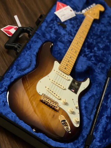 Fender 75th Anniversary Commemorative Stratocaster in 2 Color Bourbon Burst