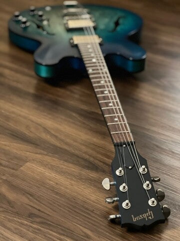 Gibson Memphis 2018 ES-330 Satin in Aquamarine