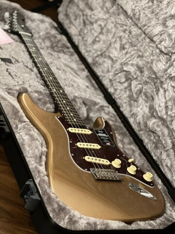 Fender Limited Edition American Professional II Stratocaster with Rosewood Neck in Firemist Gold