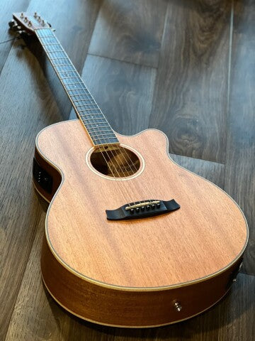Tanglewood TWU SFCE Union Solid Top Superfolk Acoustic Electric in Open Pore Natural