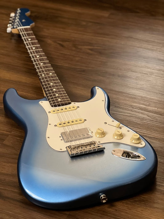 Fender American Showcase HSS Stratocaster with RW FB in Sky Burst Metallic