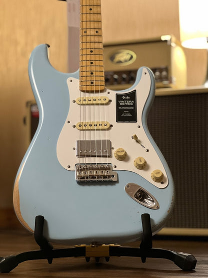 Fender Limited Edition Vintera Road Worn 50s HSS Stratocaster with Maple FB in Sonic Blue