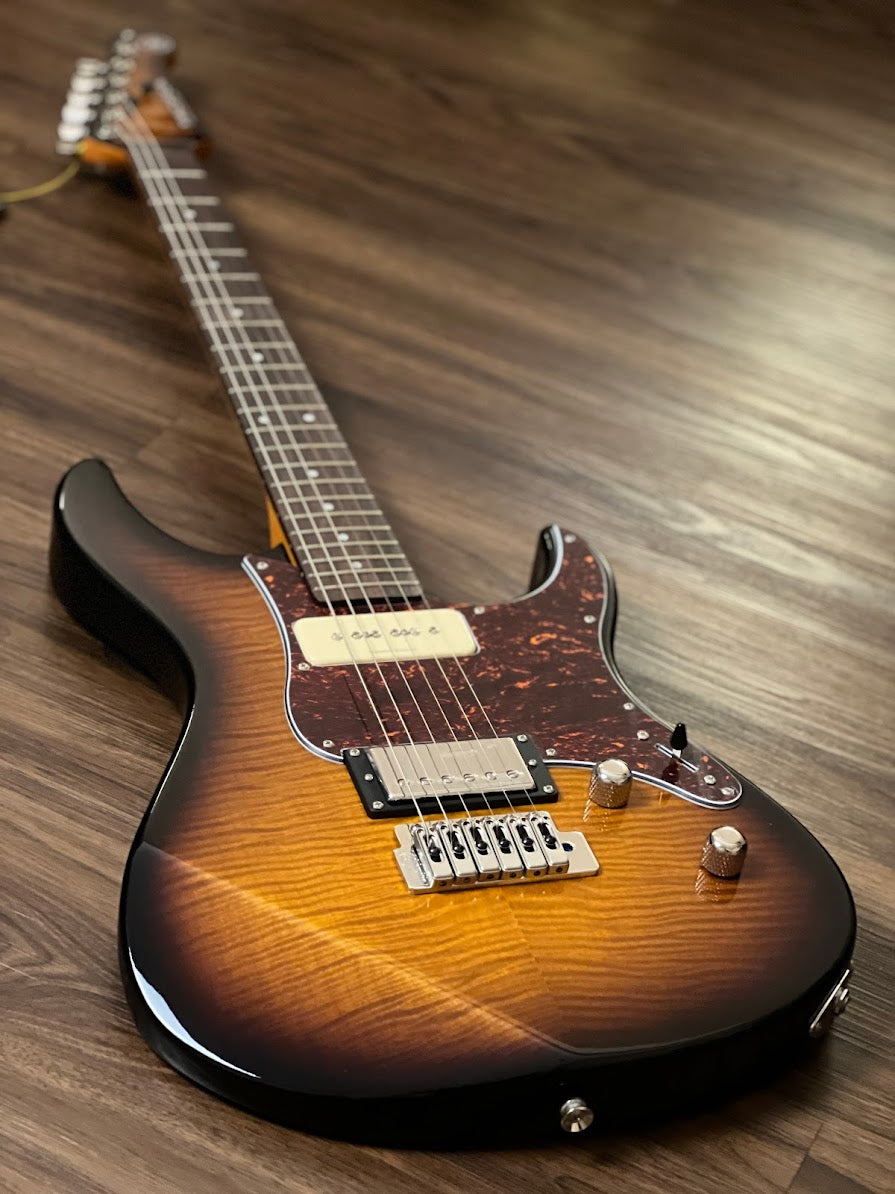tobacco brown sunburst guitar Yamaha JR2 3/4-Size Folk in 21 1/4Tuners Yamaha CSF1M Parlor Acoustic-Electric Guitar