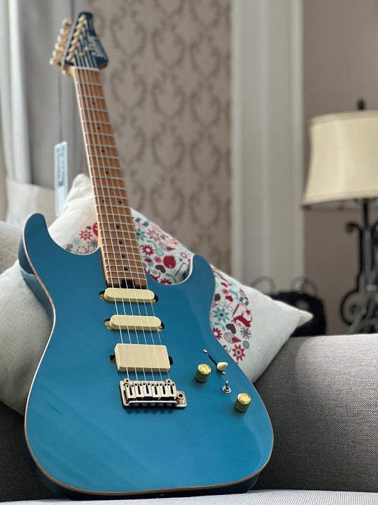 Soloking MS-1 Custom 22 HSS Flat Top Roasted Maple FB สี Pelham Blue Nafiri Special Run