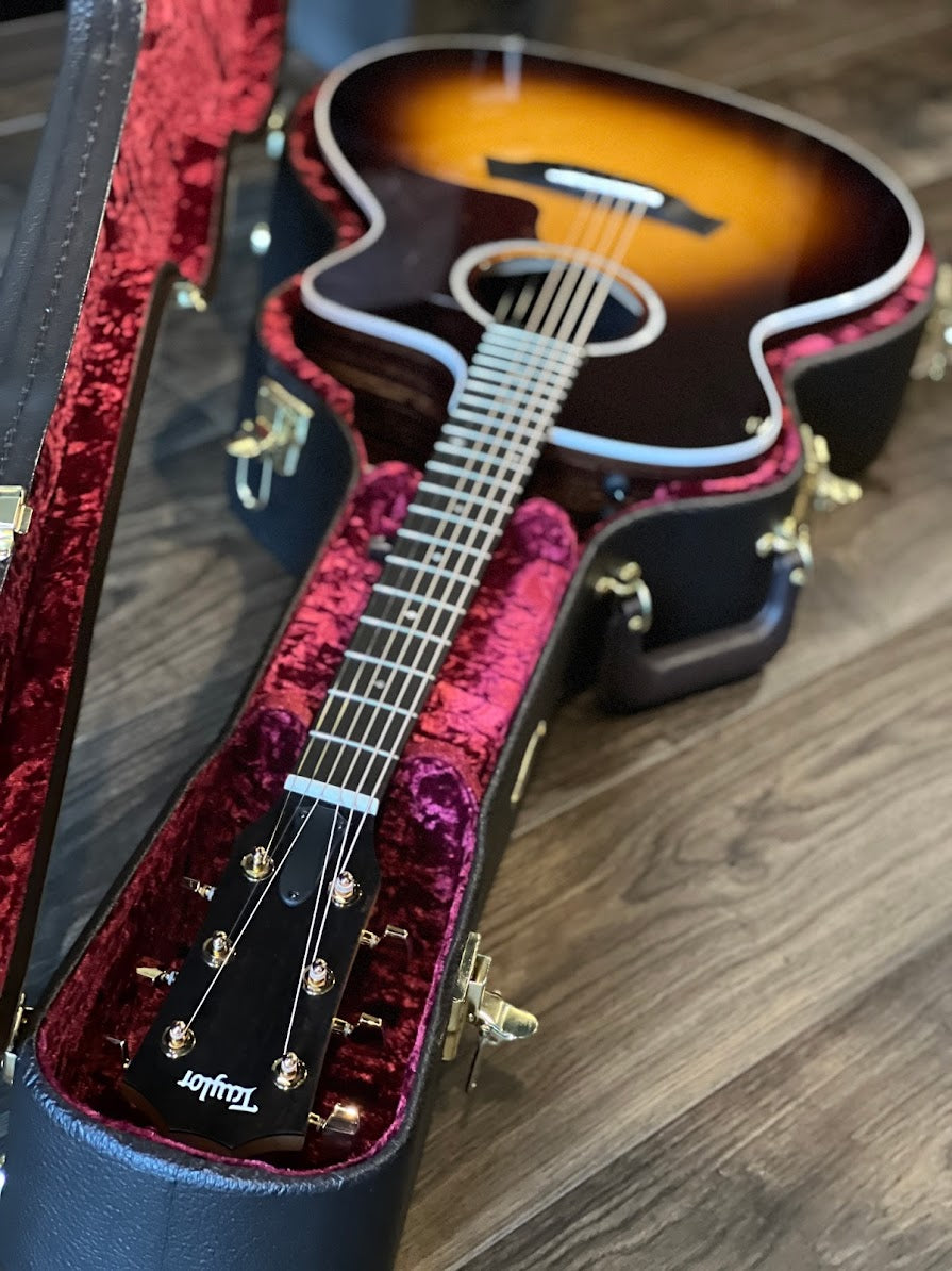 Taylor 214ce-SB Deluxe Acoustic Electric in Tobacco Sunburst