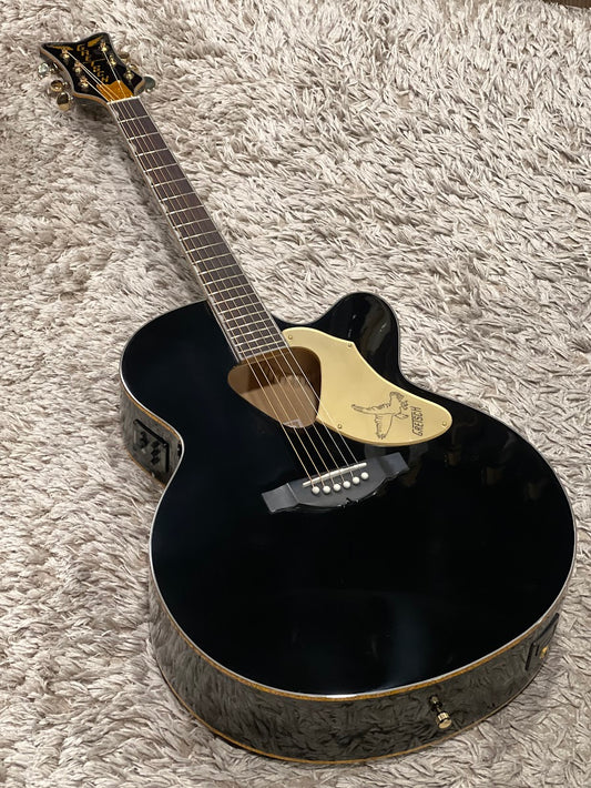 Gretsch G5022CBFE Rancher Falcon Jumbo in Black
