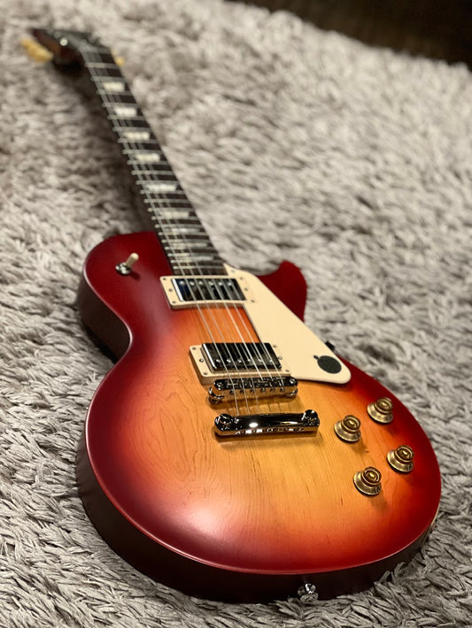 Gibson Modern Collection Les Paul Tribute in Satin Cherry Sunburst