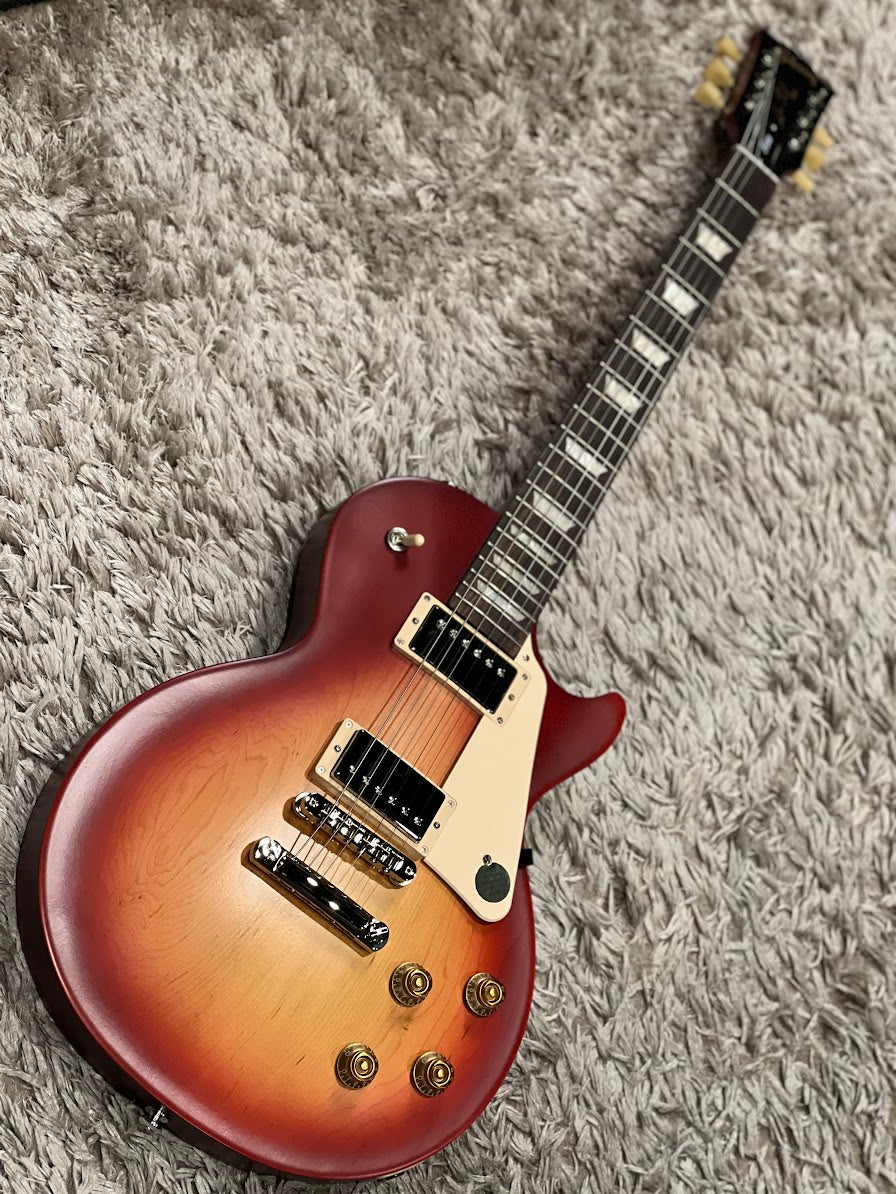 Gibson Modern Collection Les Paul Tribute in Satin Cherry Sunburst