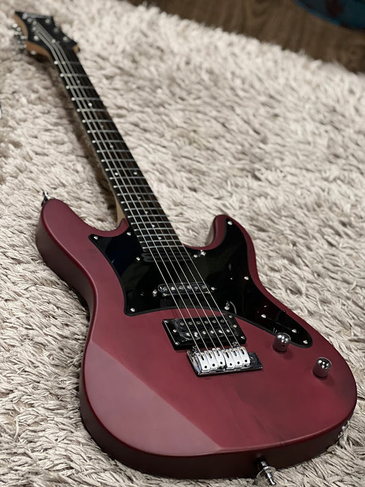 Framus Diablo D-Series in Burgundy Red Transparent Satin