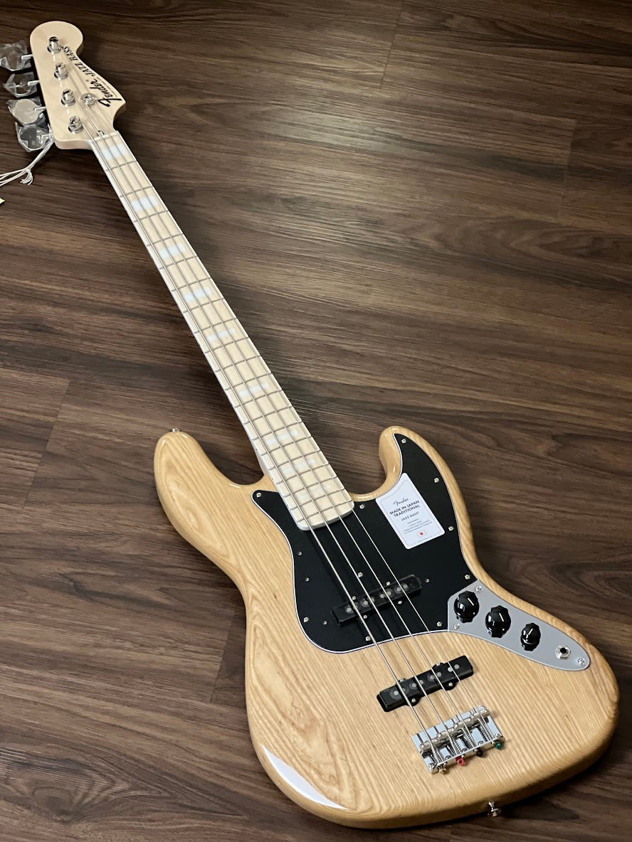 Fender Japan Traditional II 70s Jazz Bass with Maple FB in Natural