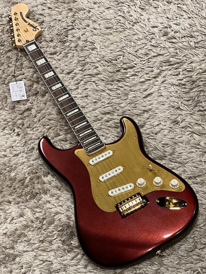 Squier 40th Anniversary Gold Edition Stratocaster in Ruby Red Metallic