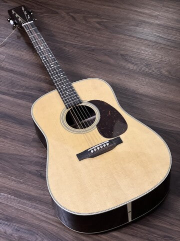 Martin D-28 Acoustic Guitar - Natural