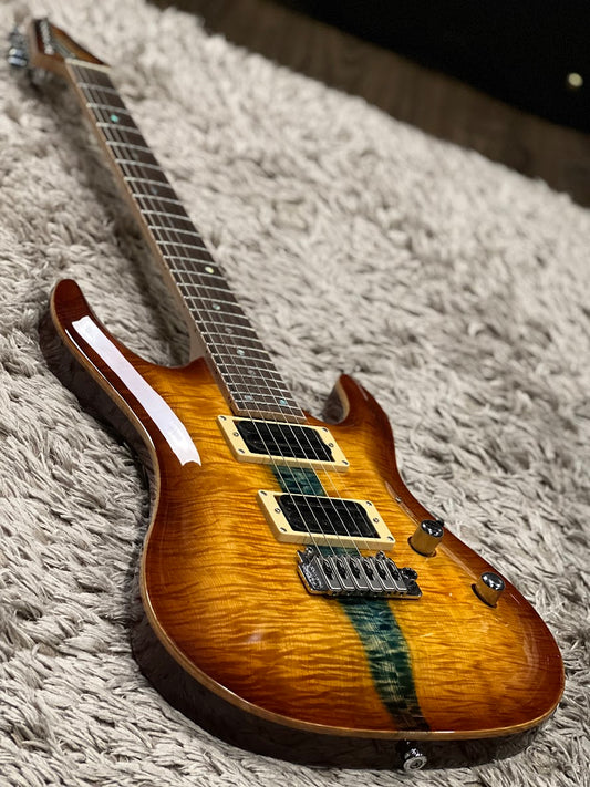 Soloking E-160 Custom Edge Series in Honeyburst with Blue Stripe