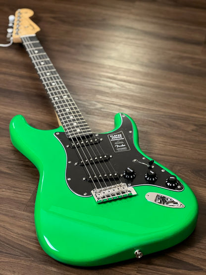 Fender Limited Edition Player Stratocaster with Ebony FB in Neon Green