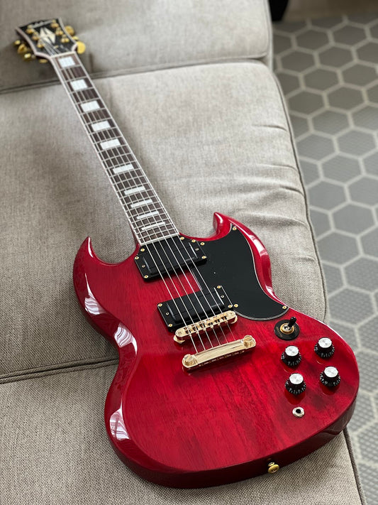 Soloking SG60 in Transparent Red Cherry MOD with Fishman Fluence