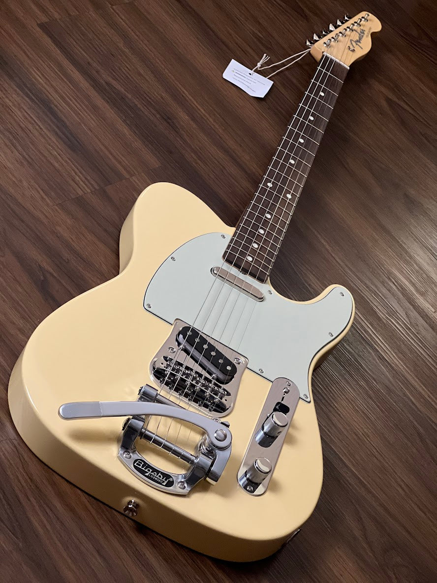 Fender Japan Ltd Ed Traditional 60s Telecaster พร้อม Bigsby Rosewood FB สี Vintage White