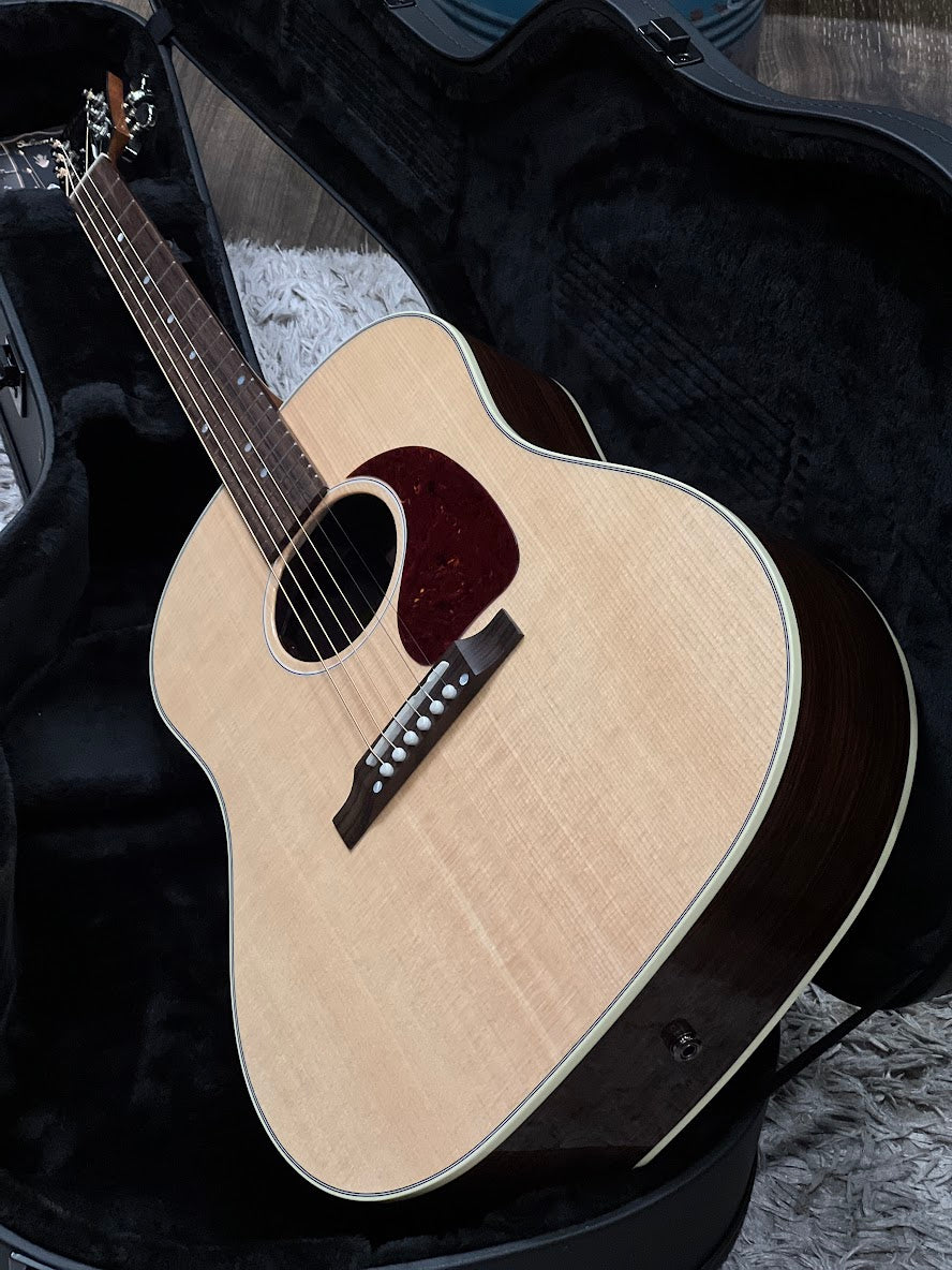 Gibson Acoustic J-45 Studio Walnut in Antique Natural