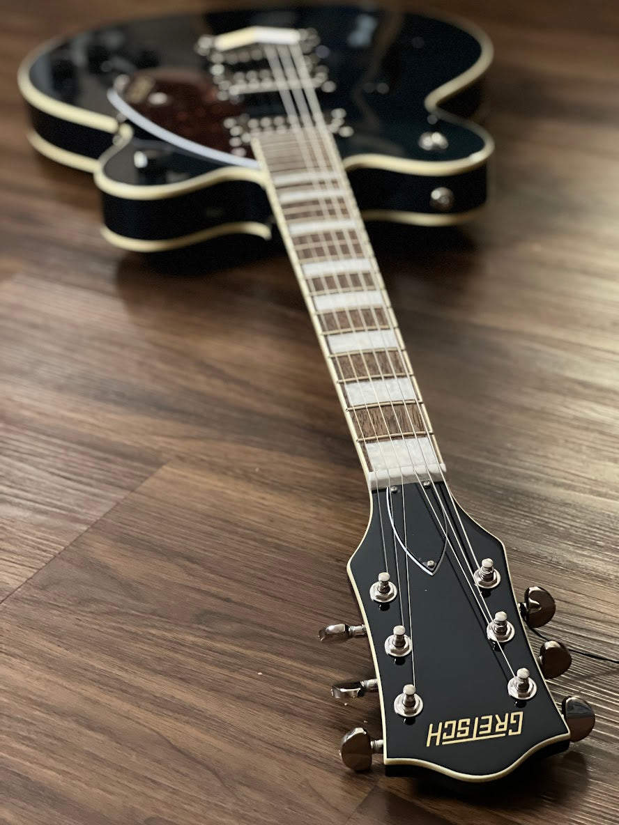 Gretsch G2622 Streamliner Centre Block with V-Stoptail in Midnight