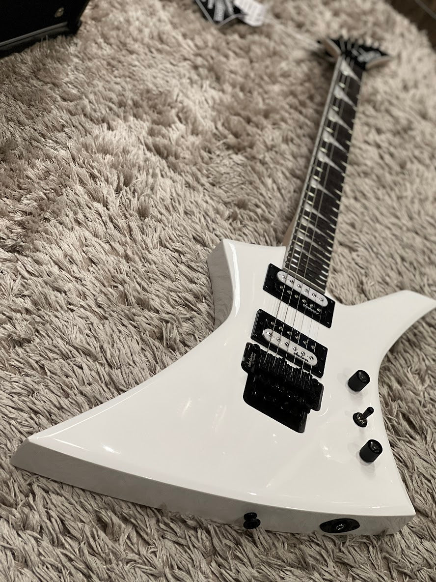 Jackson Kelly JS32 - Snow White – nafiriguitar.com