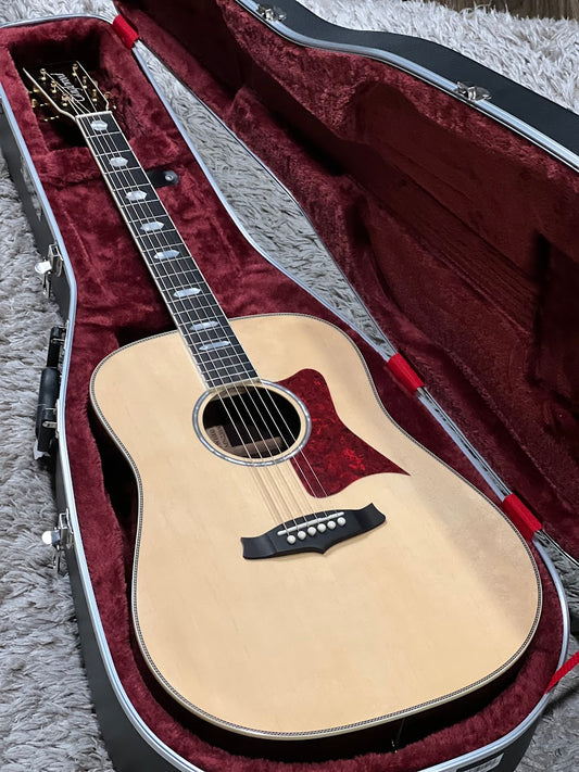 Tanglewood TW1000 H SR Heritage Dreadnought Acoustic in Natural