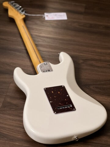 Fender American Professional II Stratocaster พร้อม Rosewood FB สี Olympic White