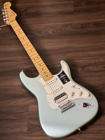 Fender American Professional II HSS Stratocaster พร้อม Maple FB สี Mystic Surf Green