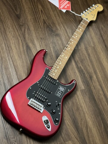 Fender Limited Edition Player Stratocaster HSS with Pau Ferro FB in Candy Red Burst