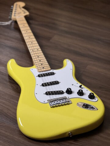 Fender Japan Limited International Color Stratocaster with Maple FB In Monaco Yellow