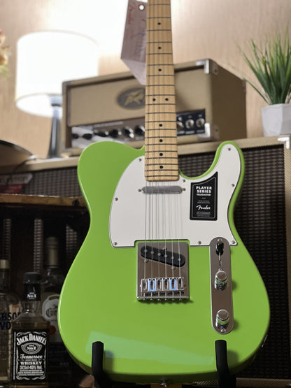 Fender Limited Edition Player Telecaster พร้อม Maple FB ใน Electron Green